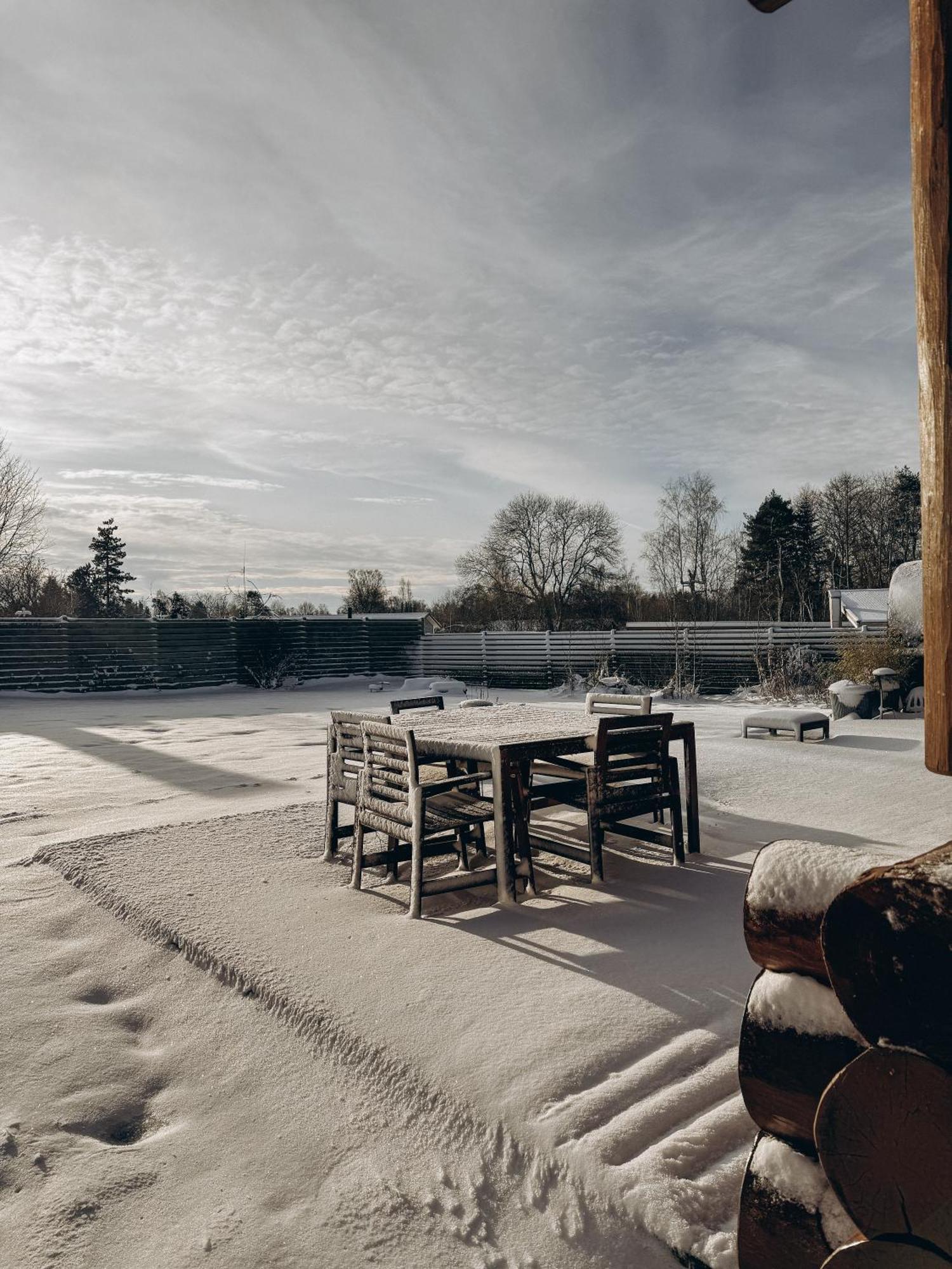 Fjordhygge - Authentic Wood Log Cabin Summerhouse Near Water, Fjord And Forest Jægerspris 외부 사진