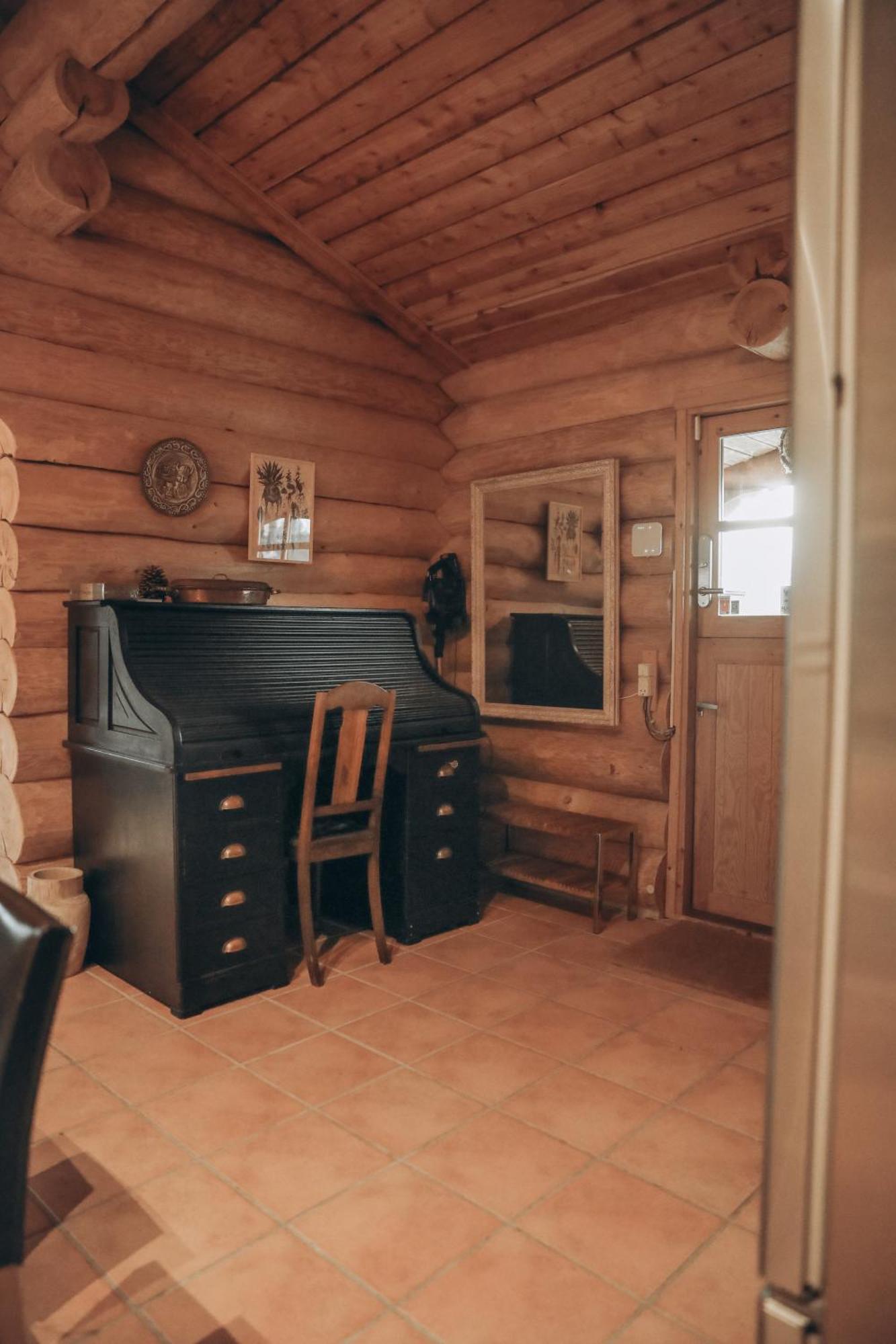 Fjordhygge - Authentic Wood Log Cabin Summerhouse Near Water, Fjord And Forest Jægerspris 외부 사진